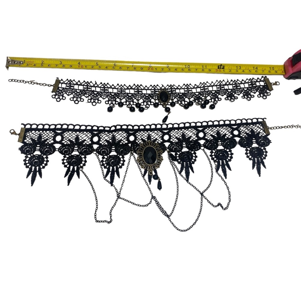 Lot of 4 Fashion Jewelry Gothic / Antique / Victorian Lace Choker Necklaces - Picture 9 of 11